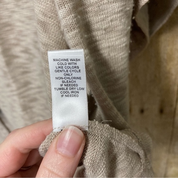 Cato Loose Short Sleeve Dolman Cardigan Oatmeal/Khaki Color Size Small - Picture 4 of 9